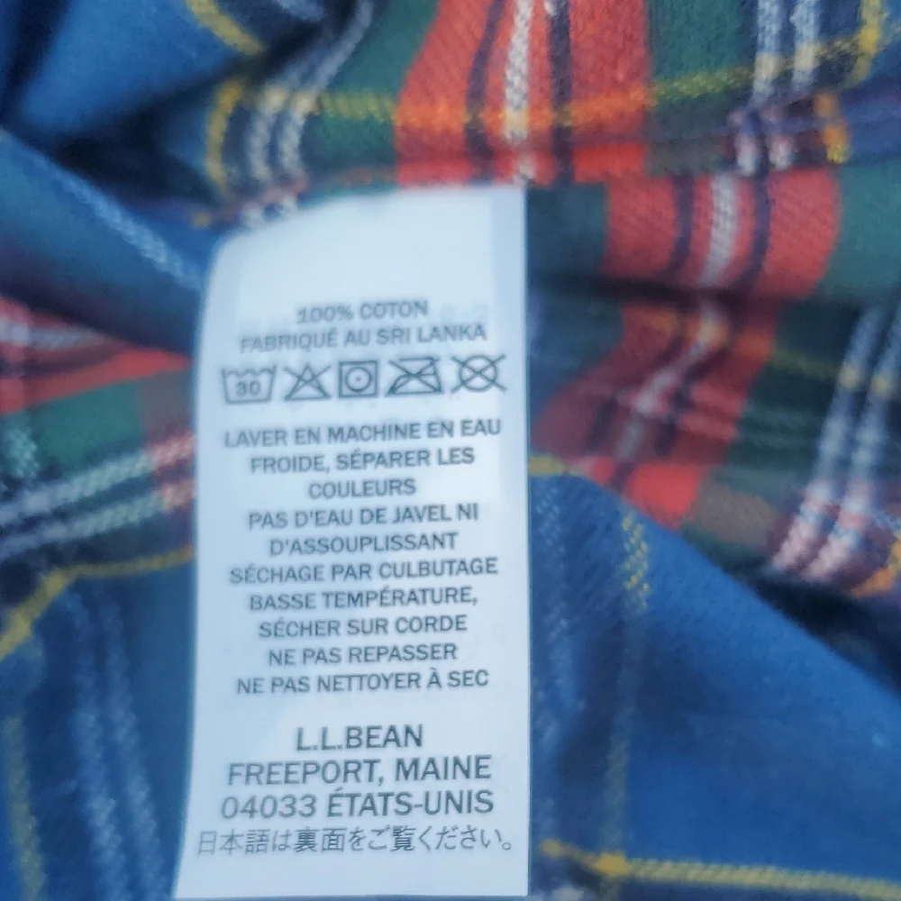 L.L. Bean Men's Casual Blue and Red Plaid Shirt - Picture 7 of 11